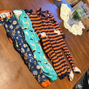 Carter's Navy and Orange Space Footies